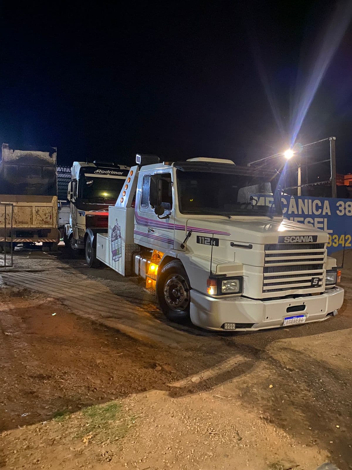 Frota Leocadio Remoções em operação - Foto 13